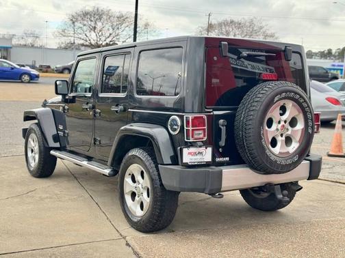 2013 Jeep Wrangler Unlimited Sahara