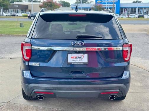 2017 Ford Explorer Base