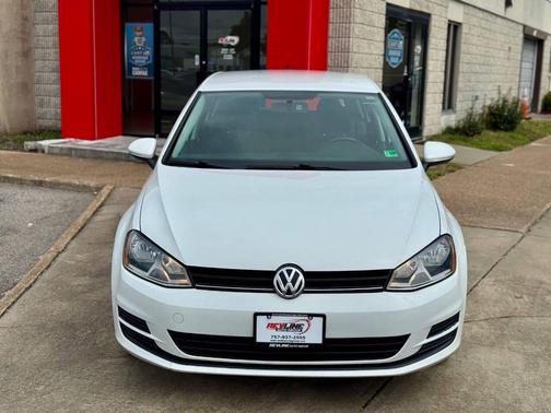 2017 Volkswagen Golf TSI S 4-Door