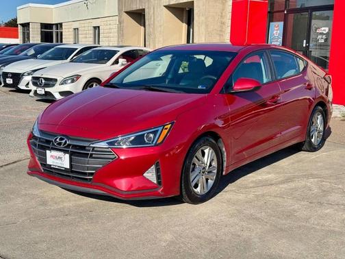 Scarlet Red Pearl 2020 Hyundai ELANTRA SEL