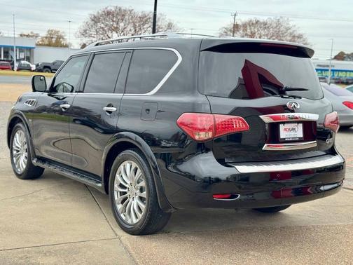 2016 INFINITI QX80 Base