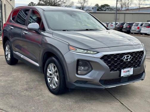 2019 Hyundai SANTA FE SE 2.4