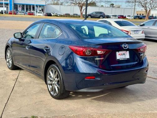 2018 Mazda Mazda3 Touring