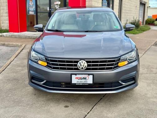 2016 Volkswagen Passat 1.8T SE
