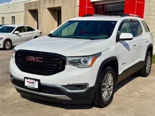 2017 GMC Acadia SLE-2