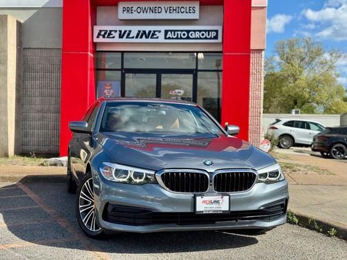 Atlas Cedar Metallic 2019 BMW 530 xDrive