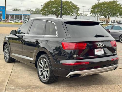 Night Black 2017 Audi Q7 3.0T Premium