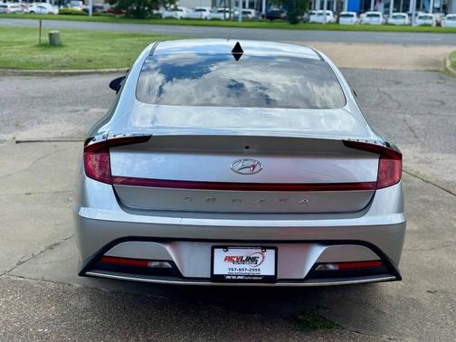 2020 Hyundai SONATA SE