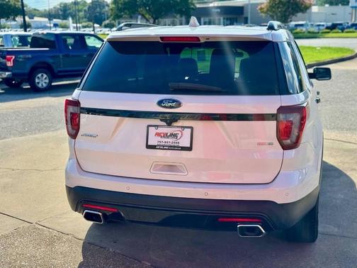 2016 Ford Explorer Sport