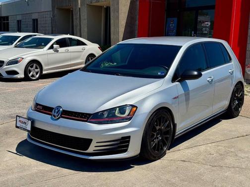 Reflex Silver Metallic 2017 Volkswagen Golf GTI 2.0T S 4-Door