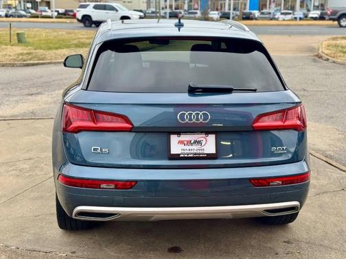 2018 Audi Q5 2.0T Prestige