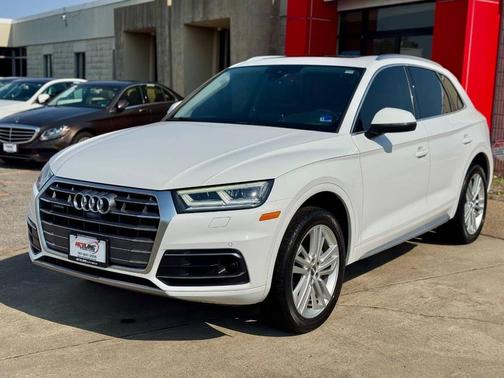 2018 Audi Q5 2.0T Prestige