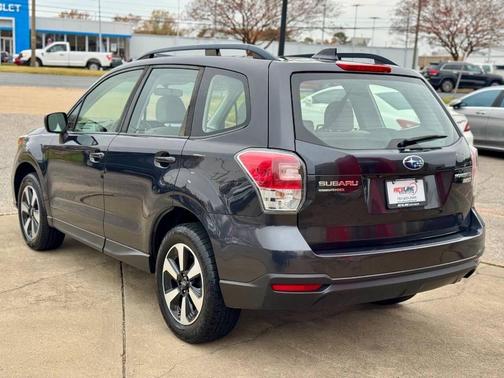 2017 Subaru Forester 2.5i