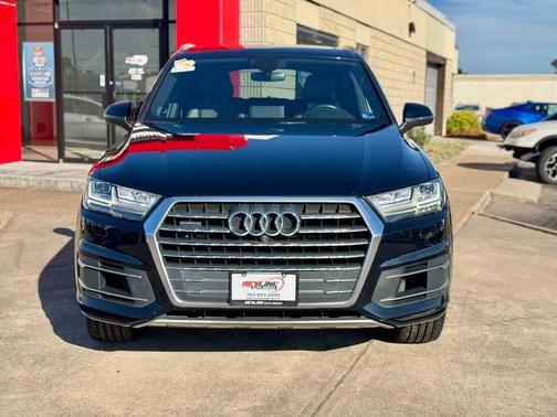 Ink Blue Metallic 2017 Audi Q7 3.0T Premium