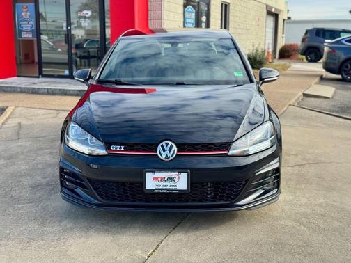 2018 Volkswagen Golf GTI 2.0T S 4-Door