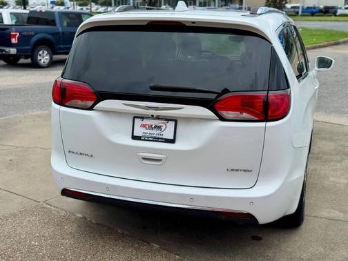 2019 Chrysler Pacifica Limited