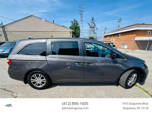 Grey 2013 Honda Odyssey EX-L