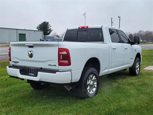 2024 RAM 2500 Laramie Crew Cab 4x4 6'4' Box