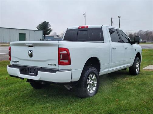 2024 RAM 2500 Laramie Crew Cab 4x4 6'4' Box