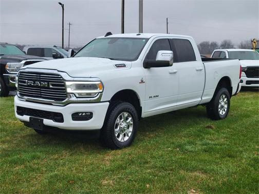 2024 RAM 2500 Laramie Crew Cab 4x4 6'4' Box