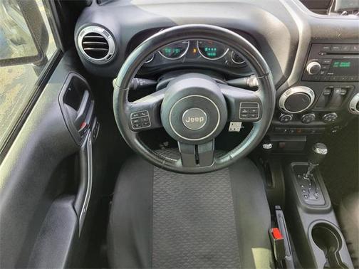2013 Jeep Wrangler Sahara