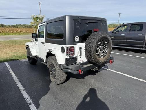2016 Jeep Wrangler Sahara