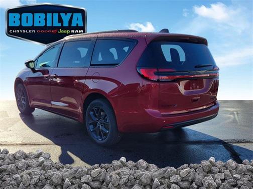 2026 Chrysler Pacifica Limited