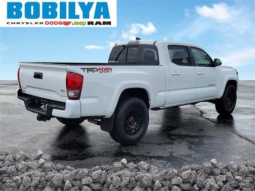 2017 Toyota Tacoma SR5