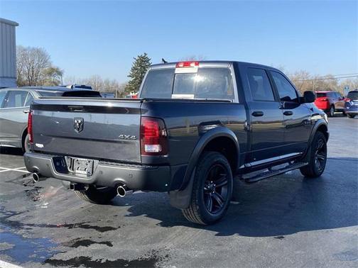 2021 RAM 1500 Classic SLT