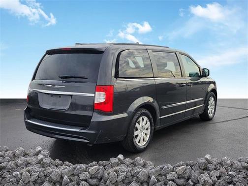2012 Chrysler Town & Country Touring