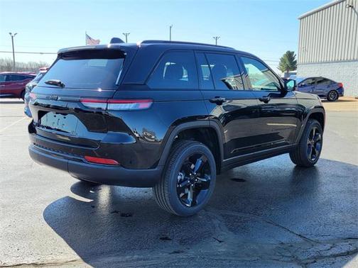 2025 Jeep Grand Cherokee Altitude