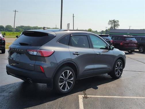 2021 Ford Escape SE