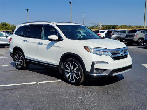 2021 Honda Pilot Touring 8-Passenger