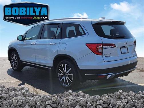 2021 Honda Pilot Touring 8-Passenger