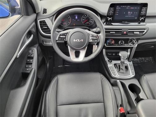 2023 Kia Seltos LX