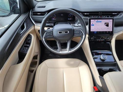 2024 Jeep Grand Cherokee Limited X