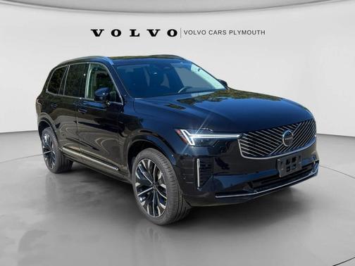 Onyx Black Metallic 2026 Volvo XC90 B6 Plus 7-Seater