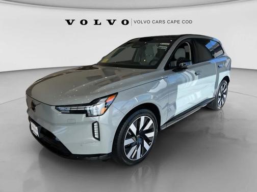 Metallic 2026 Volvo EX90 PLUS