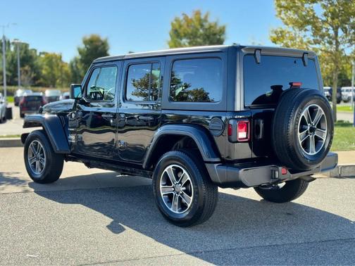 2023 Jeep Wrangler Sahara