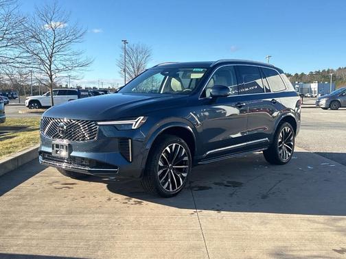 2026 Volvo XC90 B6 Ultra 7-Seater