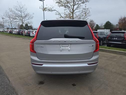 2023 Volvo XC90 B6 Ultimate 7-Seater