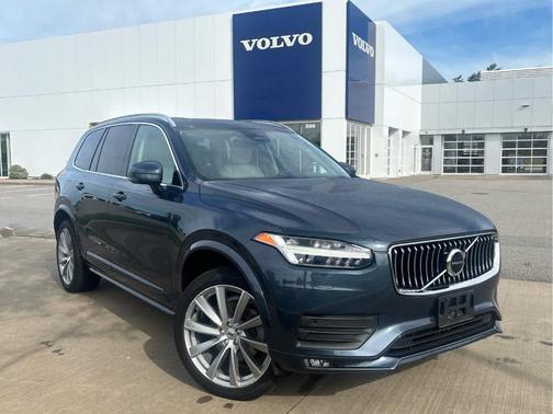 Denim Blue Metallic 2023 Volvo XC90 B5 Core