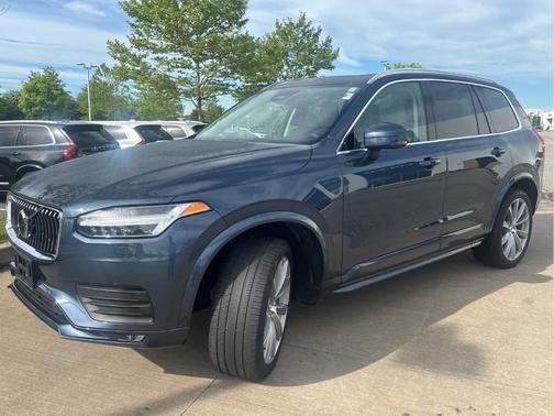 Denim Blue Metallic 2023 Volvo XC90 B5 Core