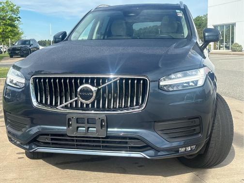 Denim Blue Metallic 2023 Volvo XC90 B5 Core