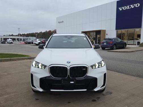 2026 BMW X5 M60i
