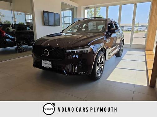 Mulberry Metallic 2026 Volvo XC60 B5 Plus