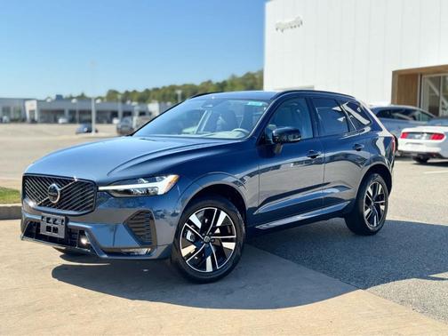 2026 Volvo XC60 B5 Plus