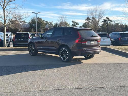 2026 Volvo XC60 B5 Ultra