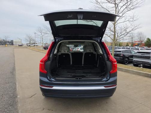 Denim Blue Metallic 2023 Volvo XC90 B6 Plus 7-Seater