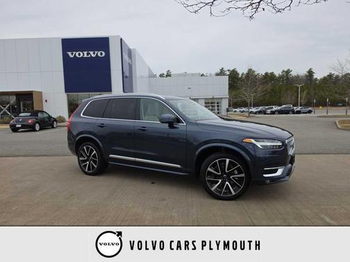 Denim Blue Metallic 2023 Volvo XC90 B6 Plus 7-Seater